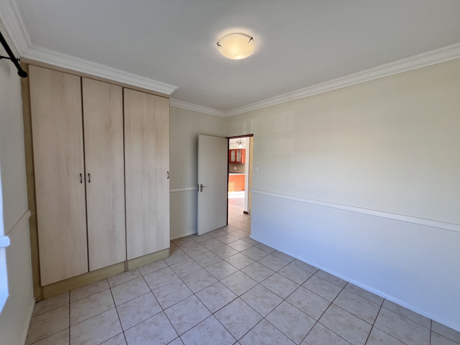 5 Bedroom Property for Sale in Noorsekloof Eastern Cape
